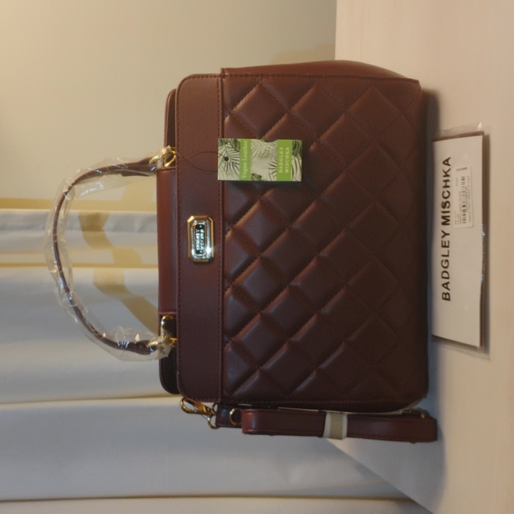 Badgley Mischka Quilted Leather Bag with Gold Accents/Free Pocketbook